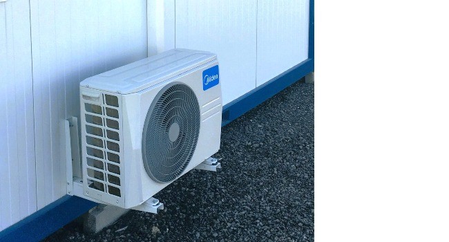 Instalace klimatizace Plzeň | Midea